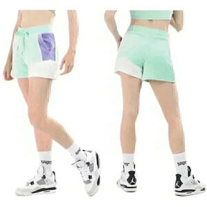 SOLD!! DO NOT BUY!! Juicy Couture Shorts Women’s Medium Tint of Mint Pull-On